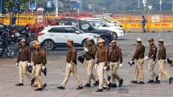 Bomb threat to court and school in Delhi