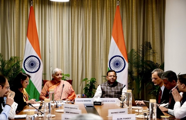 کیپٹل مارکیٹ کے نمائندوں نے آئندہ بجٹ میں ٹرانزیکشن ٹیکس میں کمی کا مطالبہ کیا