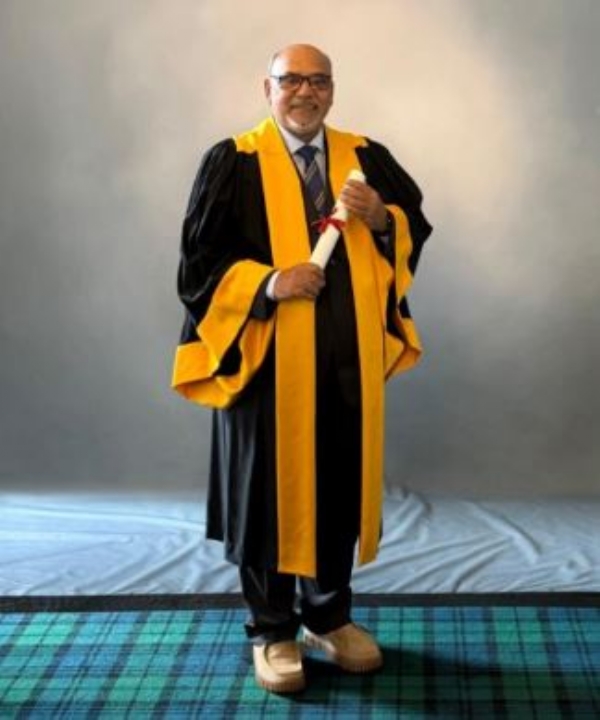 پروفیسر افضال انیس پروفیسر افضال انیس