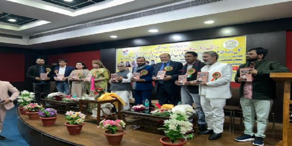 دیوان شہاب انور میں معنویت اور سہل ممتنع کا مظاہرہ دیکھنے کو ملتا ہے: پروفیسر اختر الواسع