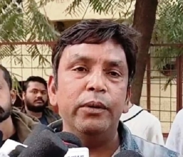 زرعی پیداوار منڈی کے گیٹ پر دن دہاڑے تاجر سے 19 لاکھ روپے کی لوٹ