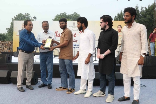 اردو اکادمی، دہلی کا چار روزہ ”جشنِ اردو“ گنگا جمنی تہذیب اور ثقافتی ہم آہنگی کی بہترین مثال اردو اکادمی، دہلی کا چار روزہ ”جشنِ اردو“ گنگا جمنی تہذیب اور ثقافتی ہم آہنگی کی بہترین مثال