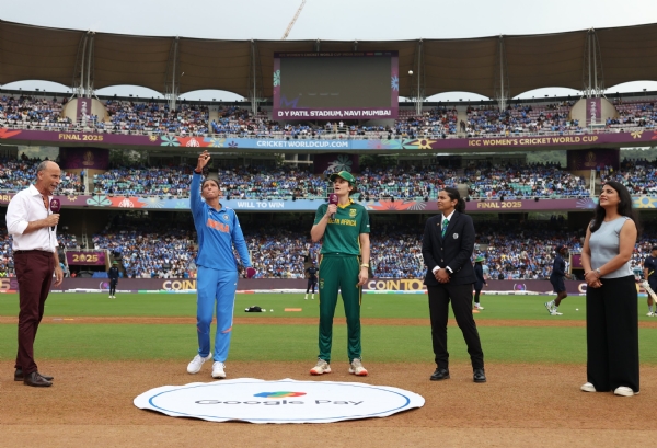 خواتین کرکٹ ورلڈ کپ فائنل: جنوبی افریقہ نے ٹاس جیتا، بھارت کرے گا بلے بازی