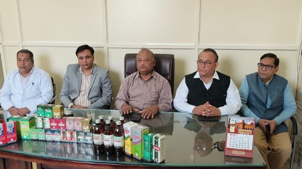 داواخانہ طبیہ کالج پریس کانفرنس