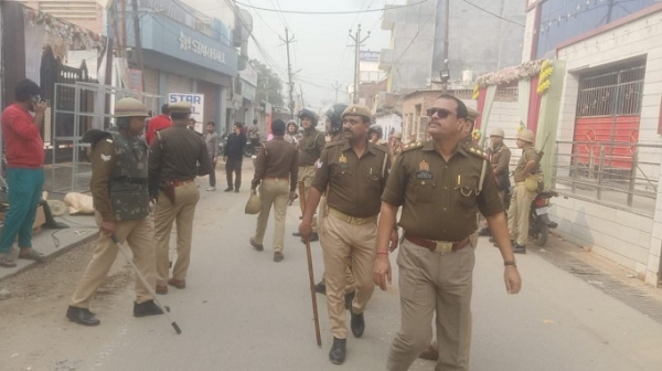Bulldozers demolished 2 properties of Arif, a close to Maulana Tauqeer Raza Bulldozers demolished 2 properties of Arif, a close to Maulana Tauqeer Raza