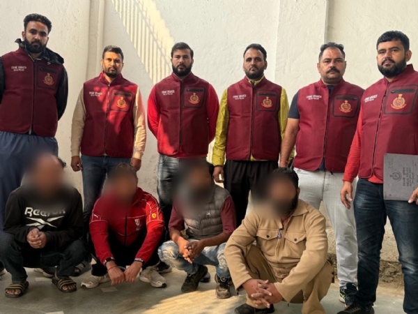 بین الاقوامی آئی ایس آئی کی حمایت یافتہ اسلحہ اسمگل کرنے والا گروہ بے نقاب، چار گرفتار