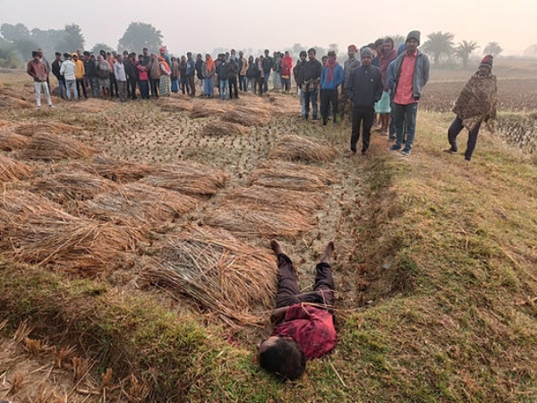 جوڑے اور بچوں سمیت چار افراد کی لاشیں نکال لی گئیں