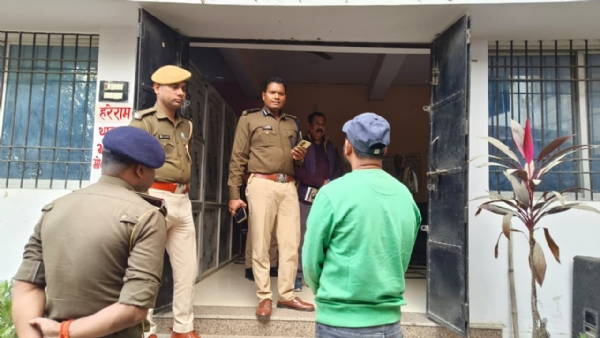 خفیہ دستاویزات کے تبادلے کے الزام میں تھانہ انچارج اور چوکیدا رمعطل