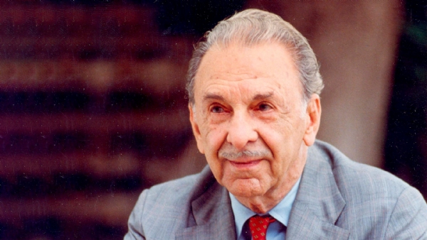 تاریخ کے آئینے میں 29 نومبر: ممتاز شخصیت جے آر ڈی ٹاٹا کا انتقال 1993 میں ہوا