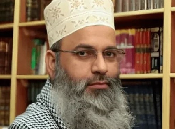 بیرون ملک کی شہریت اختیار کرنے کے بعد بھی چار سال تک تنخواہیں وصول کرنے کا الزام، سرکاری غبن کا مقدمہ درج بیرون ملک کی شہریت اختیار کرنے کے بعد بھی چار سال تک تنخواہیں وصول کرنے کا الزام، سرکاری غبن کا مقدمہ درج