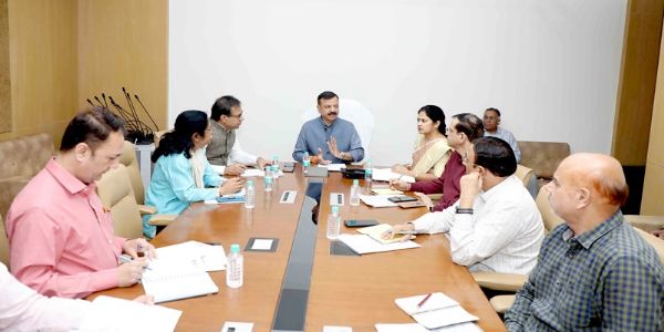 محکمہ کی کامیابیوں اور اختراعات کے بارے میں معلومات عام لوگوں تک پہنچنی چاہئے: وزیر ادے پرتاپ سنگھ