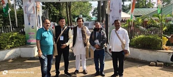 کانگریس کے تربیتی کیمپ کے چوتھے دن قبائلی علاقوں میں رابطہ و مکالمہ پروگرام کانگریس کے تربیتی کیمپ کے چوتھے دن قبائلی علاقوں میں رابطہ و مکالمہ پروگرام