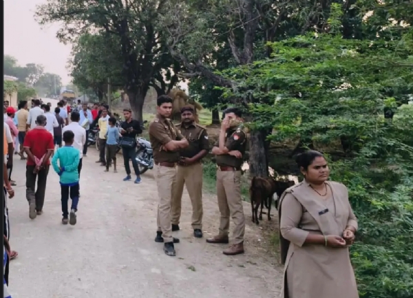 اتر پردیش کے فتح پور میں شوہر نے بیوی کو کلہاڑی سے قتل کر دیا