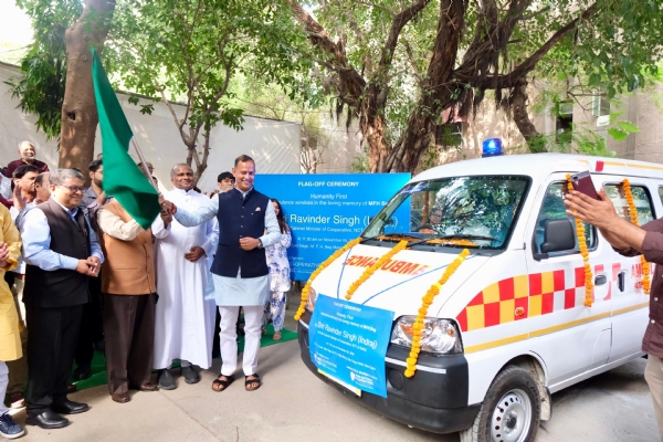 کوآپریٹو سیکٹر ترقی یافتہ دہلی کی تعمیر میں اہم کردار ادا کرے گا: رویندر اندراج