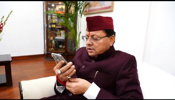 دھامی حکومت کی جانب سے خواتین کرکٹ ورلڈ کپ اسٹار اسنیہا رانا کو 50 لاکھ روپے کے انعام کا اعلان دھامی حکومت کی جانب سے خواتین کرکٹ ورلڈ کپ اسٹار اسنیہا رانا کو 50 لاکھ روپے کے انعام کا اعلان