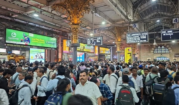 FOUR INJURED AS TRAIN HITS WALKERS FOUR INJURED AS TRAIN HITS WALKERS