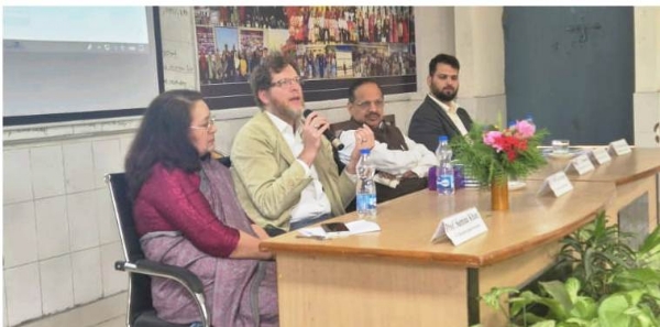 ڈاکٹر دیوڈ کوولڈ