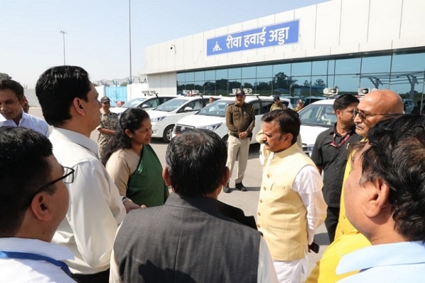 نائب وزیر اعلیٰ شکلا نے افتتاحی تقریب کی تیاریوں کا جائزہ لیا نائب وزیر اعلیٰ شکلا نے افتتاحی تقریب کی تیاریوں کا جائزہ لیا