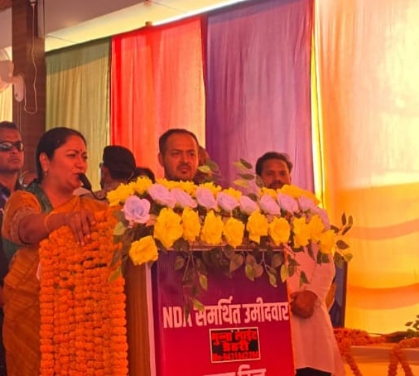 بہار کی ترقی ٹپو اور پپو نہیں کر سکتے : ریکھا گپتا