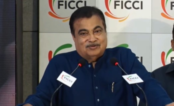 ملک آتم نربھر اور گرین موبلیٹی کی طرف بڑھ رہا ہے: گڈکری ملک آتم نربھر اور گرین موبلیٹی کی طرف بڑھ رہا ہے: گڈکری