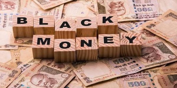 تاریخ کے آئینے میں 8 نومبر : 2016 میں کالے دھن پر کاری ضرب سے پورے ملک میں ہلچل