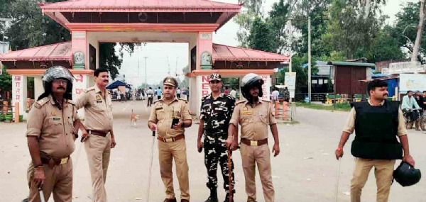 نیپال کی بہار کے ساتھ سرحد سنیچر سے تین دن کے لیے بند کی گئی نیپال کی بہار کے ساتھ سرحد سنیچر سے تین دن کے لیے بند کی گئی