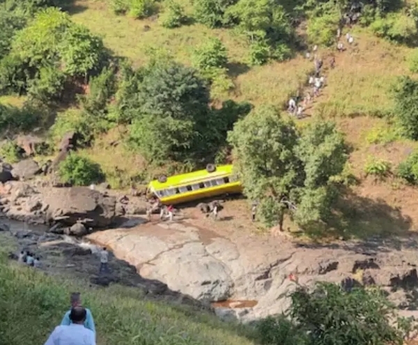 ONE STUDENT KILLED AS SCHOOL BUS PLUNGES INTO GORGE
