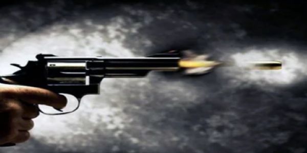 موٹر سائیکل پر سوار نوجوان نے لڑکی کو گولی ماری، لڑکی کی حالت تشویشناک