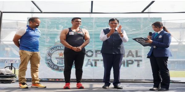 ہندوستانی پش اپ مین روہتاش چودھری نے 847 پش اپس کر کے عالمی ریکارڈ بنایا