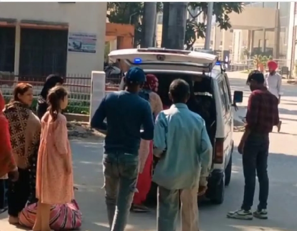 بجنور: ماں نے بیٹے کو زہر دے کر خودکشی کرلی بجنور: ماں نے بیٹے کو زہر دے کر خودکشی کرلی