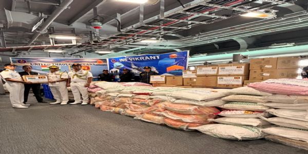 آپریشن ساگر بندھو - سری لنکا میں 150 کو بچایا گیا، 2000 ہندوستانیوں کو نکالا گیا، 53 ٹن امدادی سامان بھیجا گیا