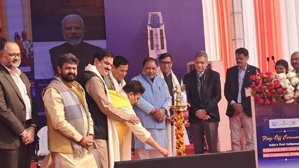 کوچین شپ یارڈ میں بنا ہے بھارت کا پہلا ہائیڈروجن سے چلنے والا جہاز کوچین شپ یارڈ میں بنا ہے بھارت کا پہلا ہائیڈروجن سے چلنے والا جہاز