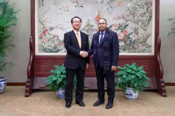 دوطرفہ تعلقات میں مثبت پیش رفت پر ہندوستان،چین رضامند دوطرفہ تعلقات میں مثبت پیش رفت پر ہندوستان،چین رضامند