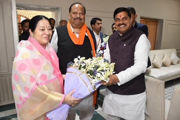 حکومت کے دو سال مکمل ہونے پر وزیر اعلیٰ ڈاکٹر یادو کا وزیر کاشیپ نے خیر مقدم کیا حکومت کے دو سال مکمل ہونے پر وزیر اعلیٰ ڈاکٹر یادو کا وزیر کاشیپ نے خیر مقدم کیا