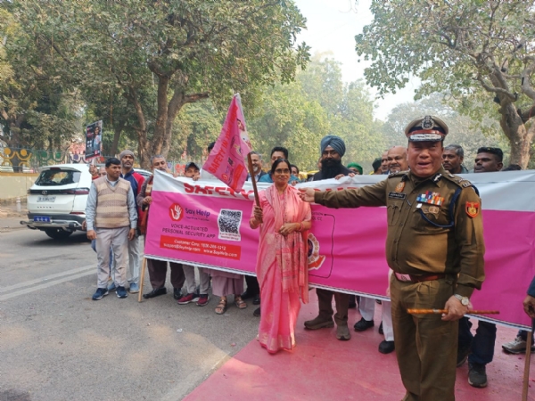 خواتین کی حفاظت کے لیے سینٹرل ڈسٹرکٹ پولیس کا اقدام خواتین کی حفاظت کے لیے سینٹرل ڈسٹرکٹ پولیس کا اقدام