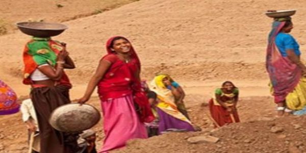 منریگا کے ذریعے اتر پردیش میں 48 لاکھ سے زیادہ خاندانوں کے لیے ریکارڈ روزگار