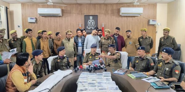 پولیس کا جنگل میں غیر قانونی اسلحہ بنانے والی فیکٹری پر چھاپہ، تصادم میں دو مجرم زخمی