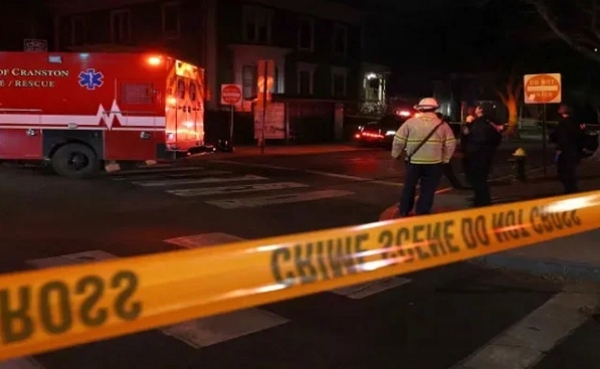 امریکا کی براون یونیورسٹی میں فائرنگ، 2 افراد ہلاک، 8 زخمی امریکا کی براون یونیورسٹی میں فائرنگ، 2 افراد ہلاک، 8 زخمی