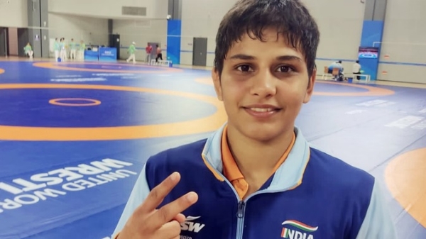 نیشنل ریسلنگ چمپئن شپ: امن سہراوت اور انتم پنگھال نے اپنی طاقت کا مظاہرہ کیا ،مختلف وزن کے زمروں میں طلائی تمغہ جیتا نیشنل ریسلنگ چمپئن شپ: امن سہراوت اور انتم پنگھال نے اپنی طاقت کا مظاہرہ کیا ،مختلف وزن کے زمروں میں طلائی تمغہ جیتا