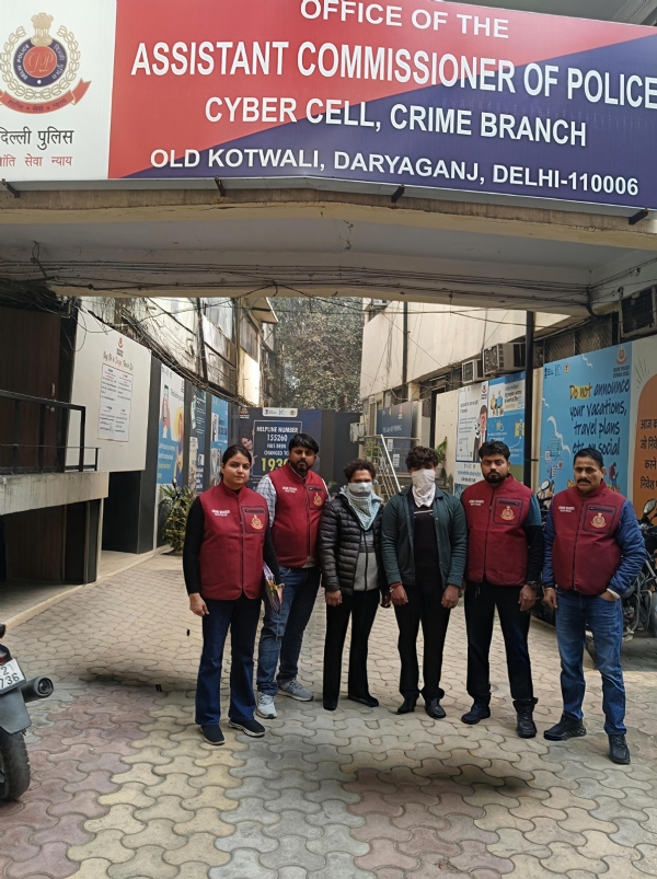 سائبرحوالہ گینگ کا پردہ فاش، دو گرفتار سائبرحوالہ گینگ کا پردہ فاش، دو گرفتار