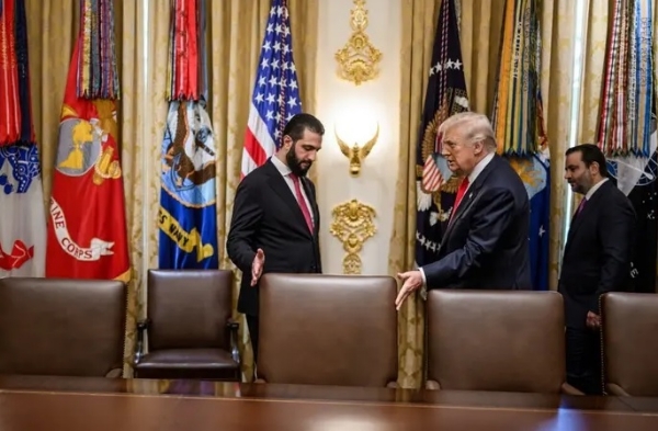 شامی صدر کاامریکی فوجیوں کی ہلاکت پر صدر ڈونلڈٹرمپ سے گہرے دکھ کا اظہار شامی صدر کاامریکی فوجیوں کی ہلاکت پر صدر ڈونلڈٹرمپ سے گہرے دکھ کا اظہار