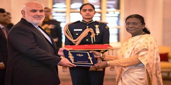 تین ممالک کے سفیروں نے صدرجمہوریہ کو اپنی اسناد پیش کیں