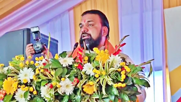 سمراٹ چودھری کے نشانے پر بہار کے 5-6 نکسلی، کھلے اسٹیج سے کہا -طے ہے پنڈکا استھا ن سمراٹ چودھری کے نشانے پر بہار کے 5-6 نکسلی، کھلے اسٹیج سے کہا -طے ہے پنڈکا استھا ن