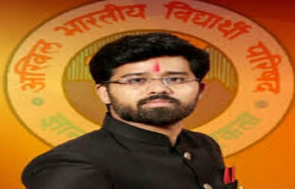 ABVP--Submits-Memorandum--mini ABVP--Submits-Memorandum--mini