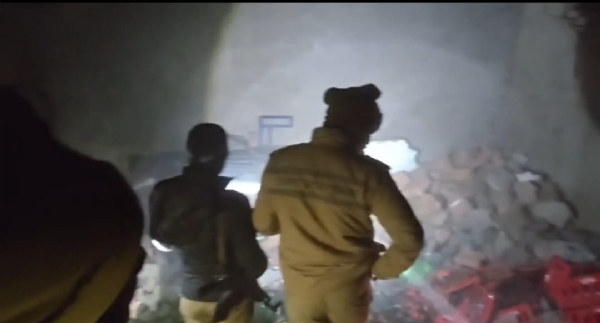 امیٹھی میں ایک بند گودام میں زوردار دھماکے سے ایک شخص ہلاک اور دوسرا زخمی امیٹھی میں ایک بند گودام میں زوردار دھماکے سے ایک شخص ہلاک اور دوسرا زخمی