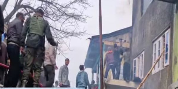 ڈوڈہ کے پونیجا گاؤں میں آتشزدگی کی ہولناک تباہی