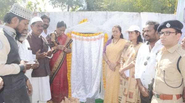 ریاستی وزیر کے سریکھا کے ہاتھوں ایک کروڑ روپے مالیتی ترقیاتی کاموں کا افتتاح ریاستی وزیر کے سریکھا کے ہاتھوں ایک کروڑ روپے مالیتی ترقیاتی کاموں کا افتتاح