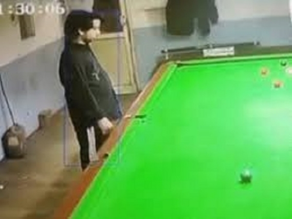 اسنوکر کلب میں نوجوان پر قاتلانہ حملہ اسنوکر کلب میں نوجوان پر قاتلانہ حملہ