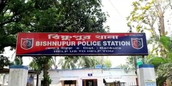 بشنو پور میں بربریت: لاری ڈرائیور نے کار ڈرائیور کو دو کلومیٹر تک گھسیٹا