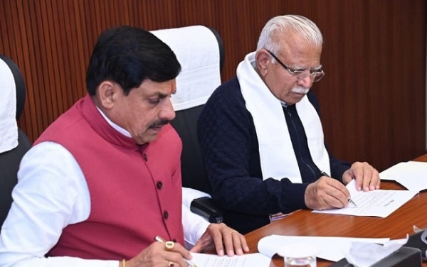 مرکزی وزیر منوہر لال کھٹر اور وزیر اعلیٰ ڈاکٹر موہن یادو فائل فوٹو